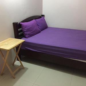 Camera economica con letto king size